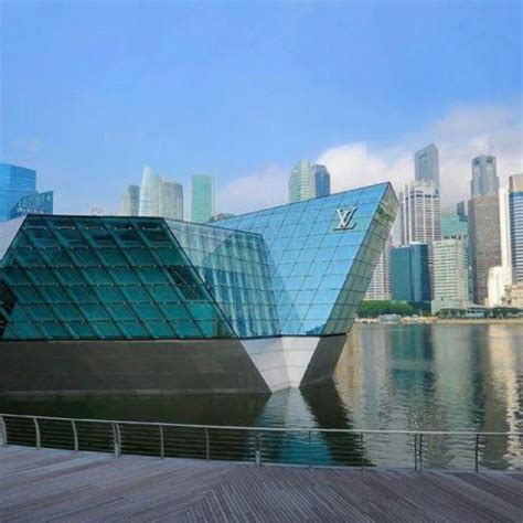 simil louis vuitton azur|Louis Vuitton Singapore Marina Bay Sands.